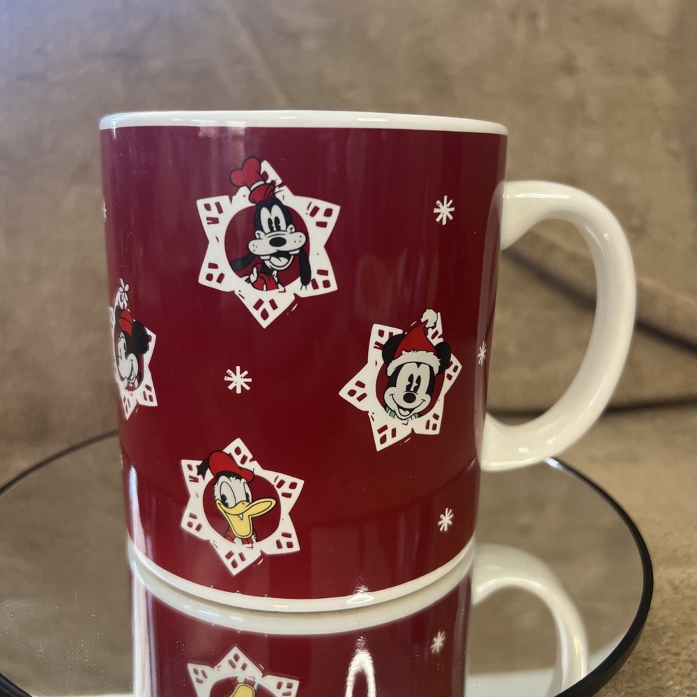 Disney Christmas Mickey and Friends‎ Oversized Mug Cup Large 24 oz